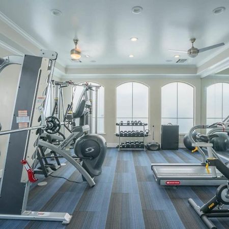 Posh 2Bd - Midtown - Gym, Pool, W-D, Parking - Sleeps 8 Apartment Phoenix Exterior photo
