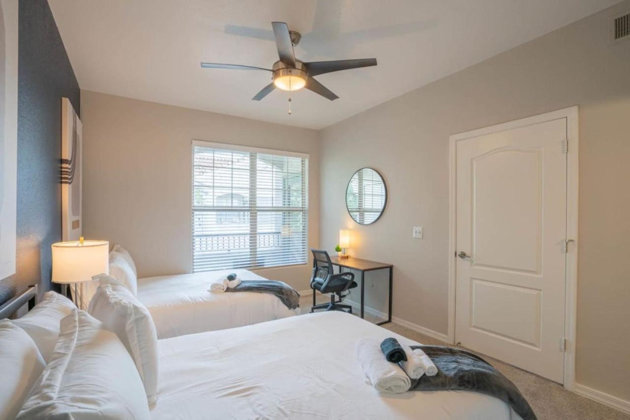 Posh 2Bd - Midtown - Gym, Pool, W-D, Parking - Sleeps 8 Apartment Phoenix Exterior photo